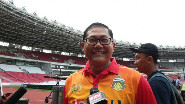 Simon McMenemy, Indonesia thay HLV, trưởng đoàn Indonesia, Akbp Surmardji, Park Hang Seo, Việt Nam,