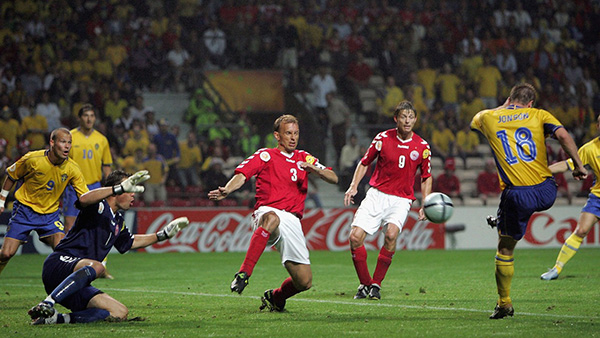 dan mach thuy dien euro 2004