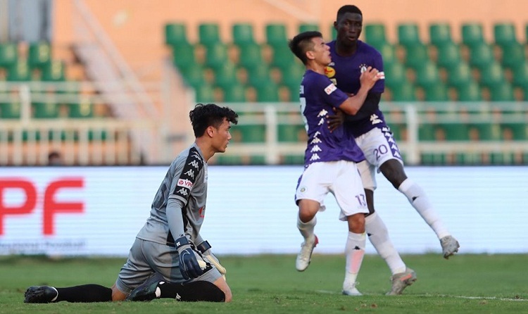 bui tien dung clb tp.hcm ha noi fc sieu cup quoc gia 2020