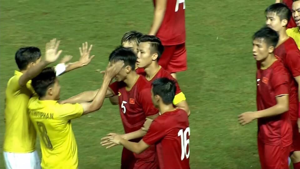 Thithipan Puangchan doan van hau