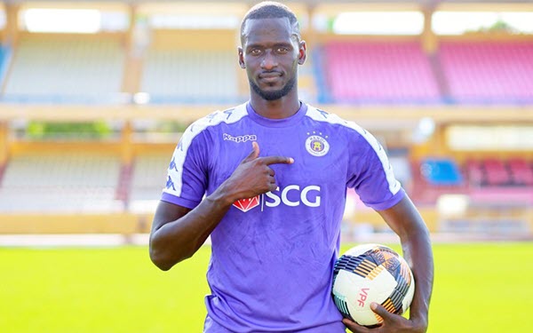 ibou kebe ha noi fc v-league 2020