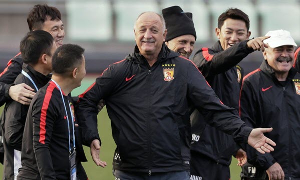 luiz felipe scolari uae quang chau hang dai