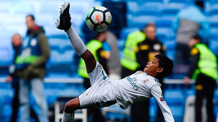 Ronaldo, Ronaldo Jr, Con trai Ronaldo, U9 Juventus, Juventus, Maldini, Kluivert, Chiesa, Italia