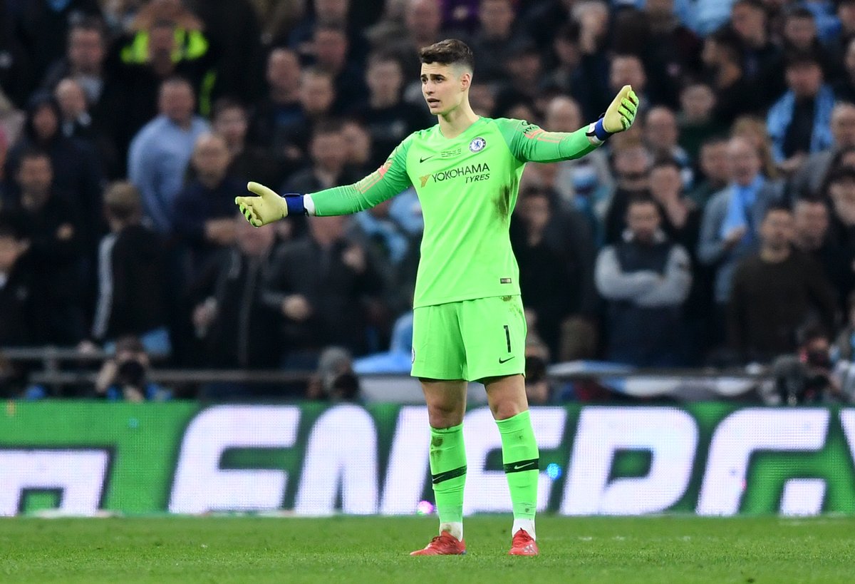 Kepa, Sarri, Kepa không ra sân, Sarri thay người, Kepa phản, Chelsea, Chelsea vs Man City