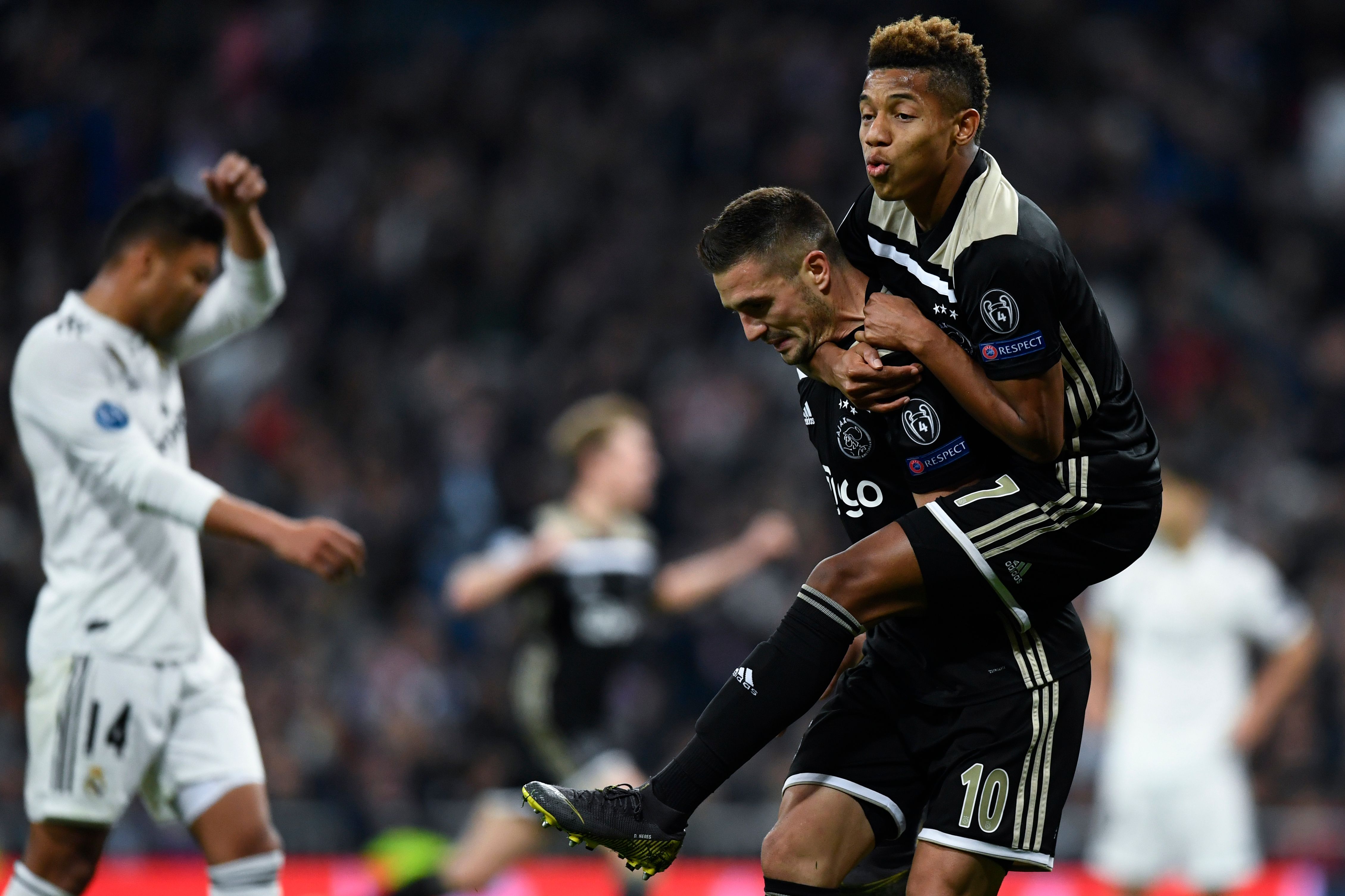 Real 1-4 ajax, real thảm bại, real sụp đổ, real bị loại, cúp c1, champions league, ronaldo, real madrid, real thua đậm