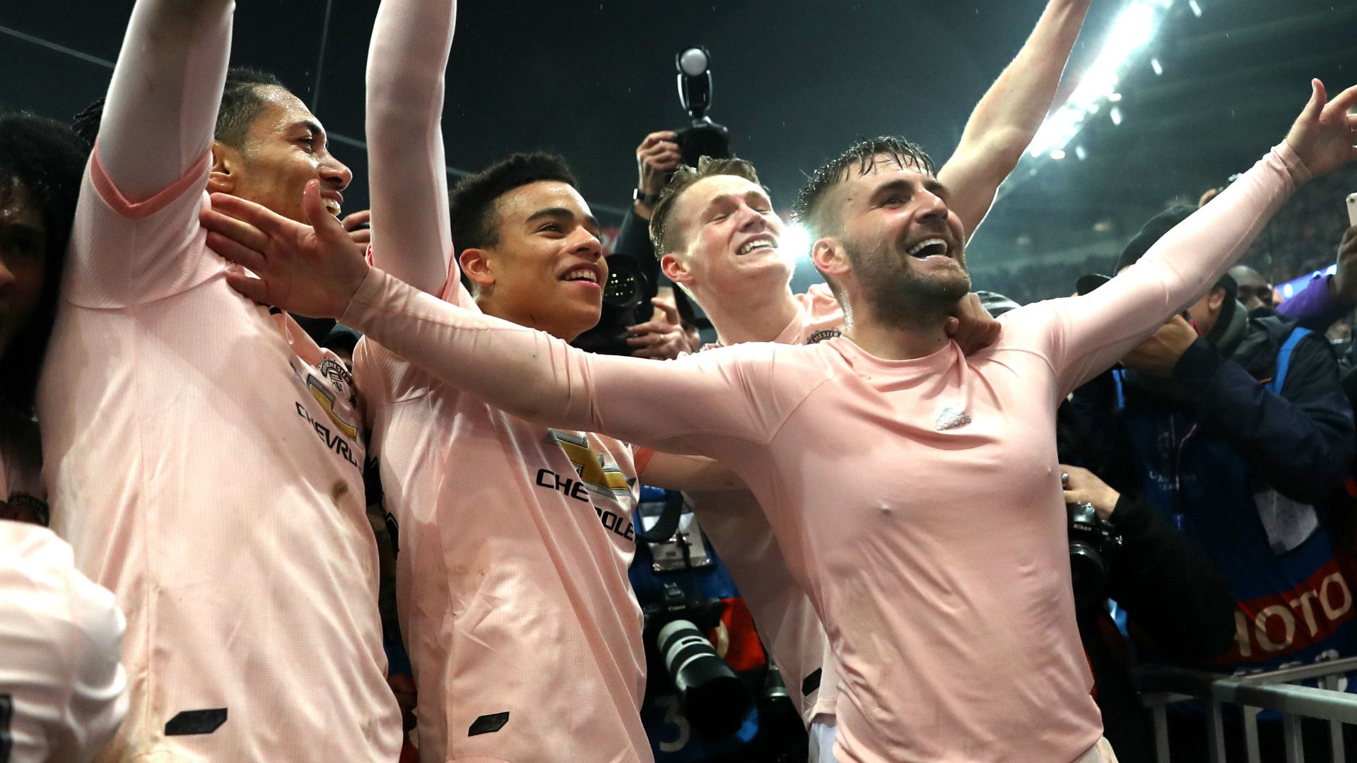 vòng 1/8 Champions League, cúp c1, psg vs mu, kết quả psg vs mu, psg, penalty, Solskjaer, neville, solskjaer ký hợp đồng