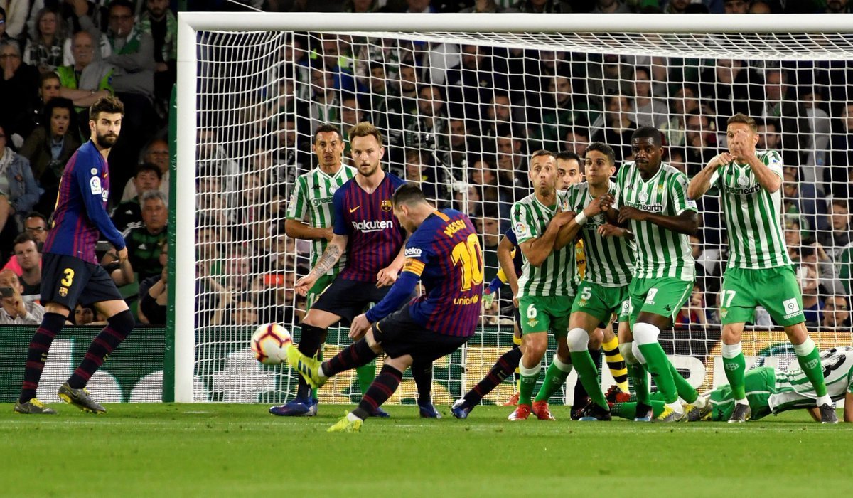 Betis 1-4 Barca, MEssi lập hat-trick, hat-trick của Messi, Messi, siêu phẩm của Messi, Messi tỏa sáng, video bàn thắng Messi