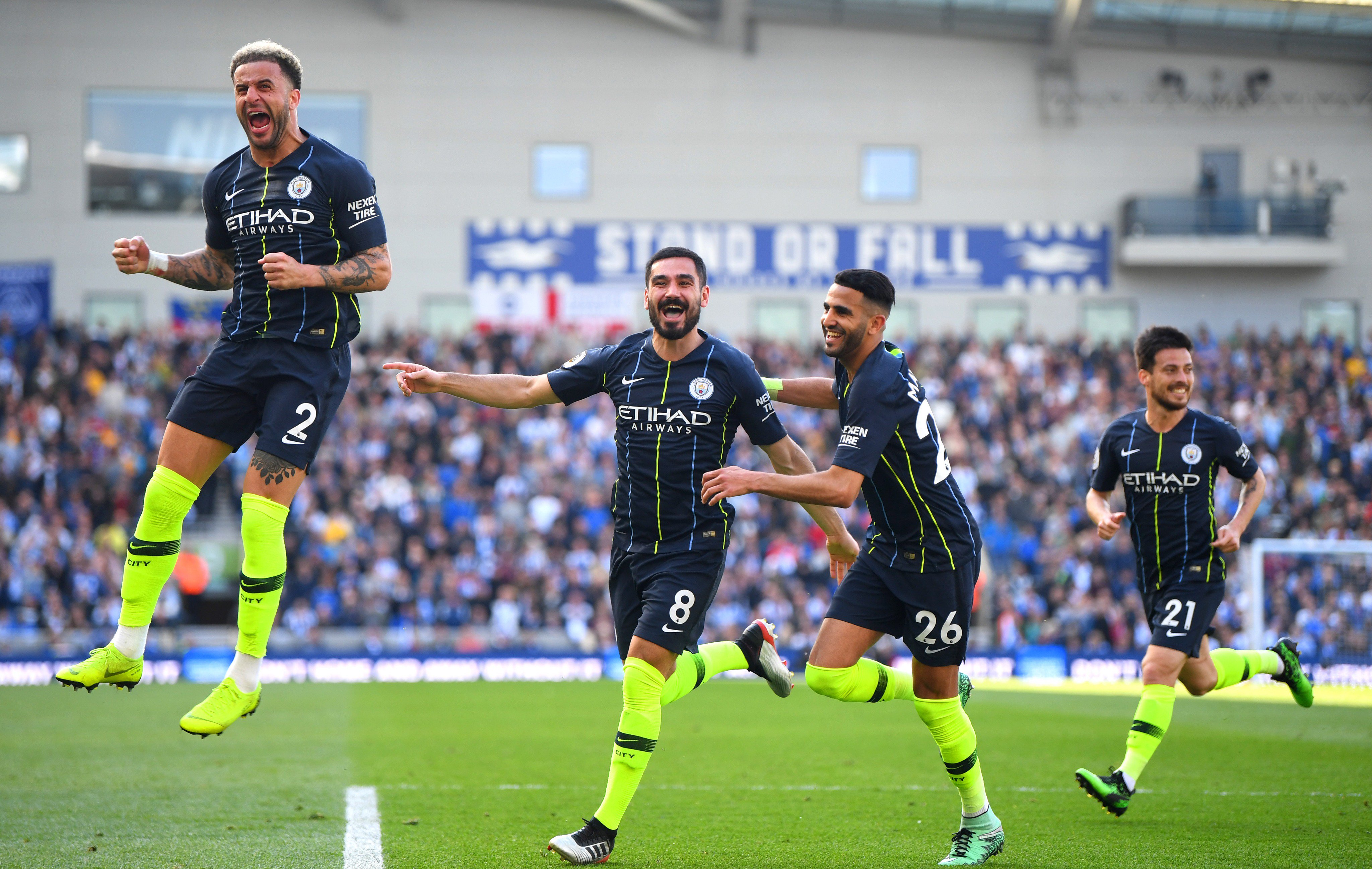 Man City, Man City vô địch, Ngoại hạng Anh, vô địch ngoại hạng anh, kết quả ngoại hạng anh, man city ăn mừng, vô địch nha