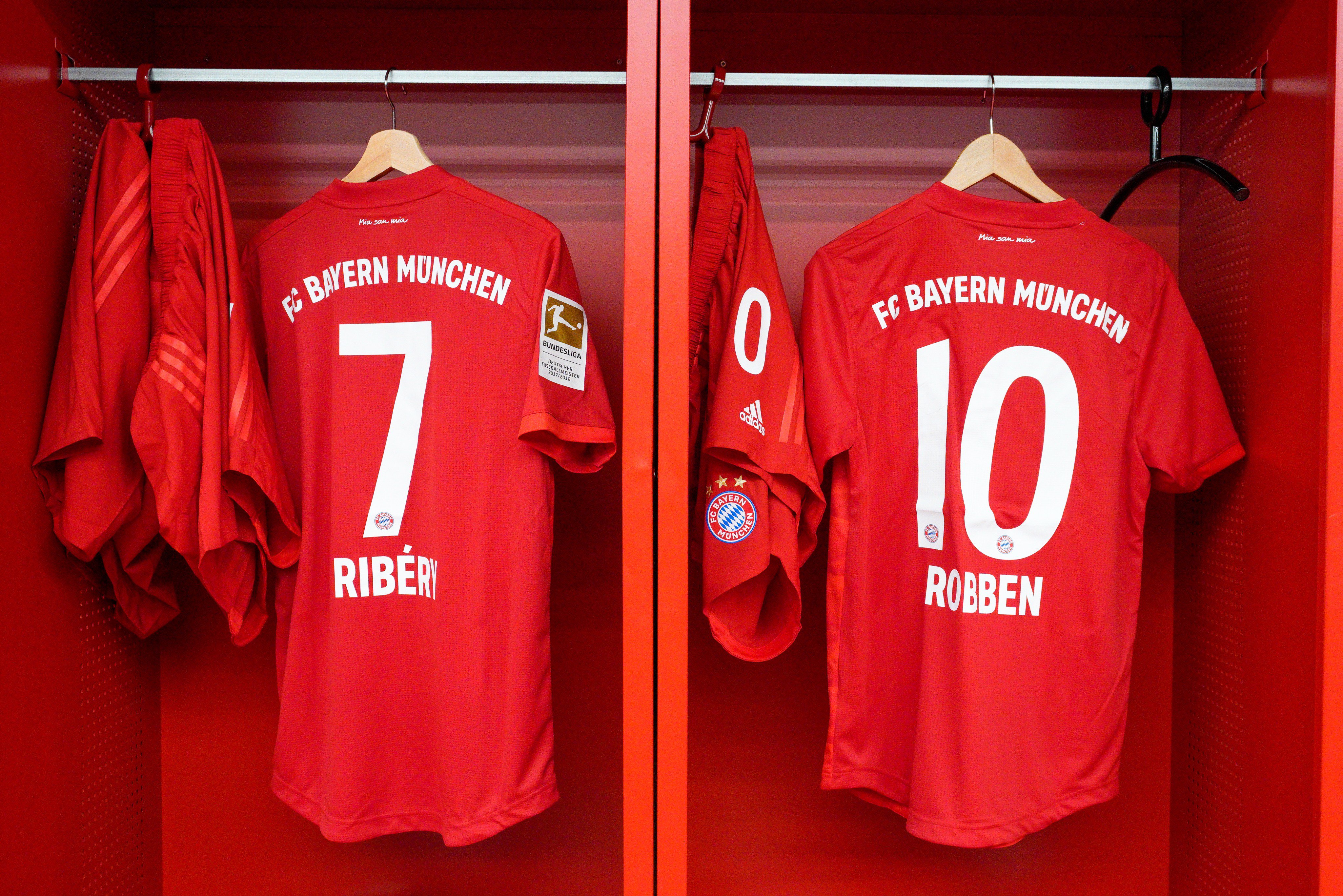 Bayern vs Frankfurt, Gladbach vs Dortmund, trực tiếp Bayern vs Frankfurt, trực tiếp Gladbach vs Dortmund, trực tiếp Bundesliga, vòng 34 Bundesliga, bayern, dortmund