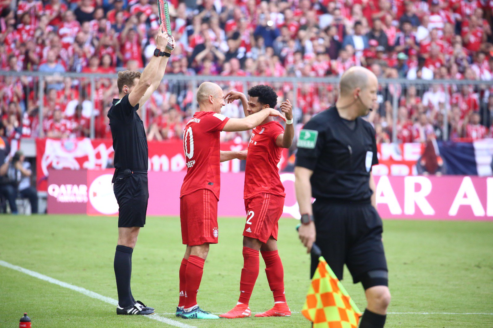 robben và ribery, robben và ribery chia tay bayern, robben, ribery, bayern, robbery, bayern vô địch, bayern munich