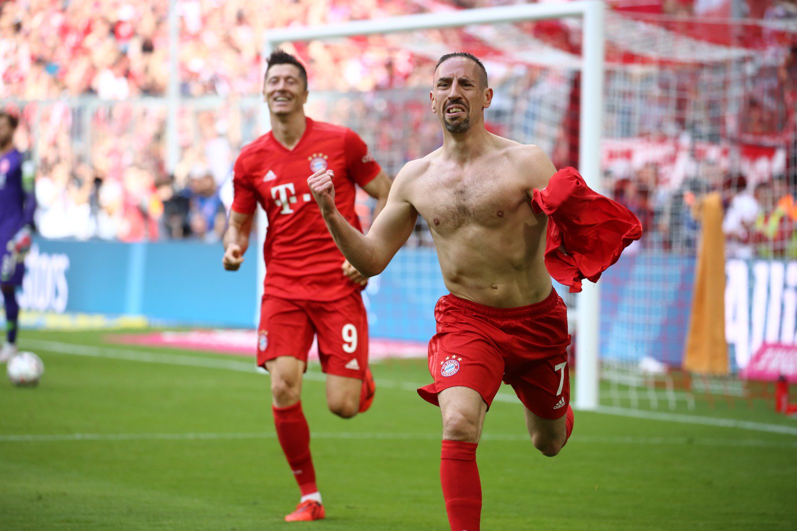 robben và ribery, robben và ribery chia tay bayern, robben, ribery, bayern, robbery, bayern vô địch, bayern munich