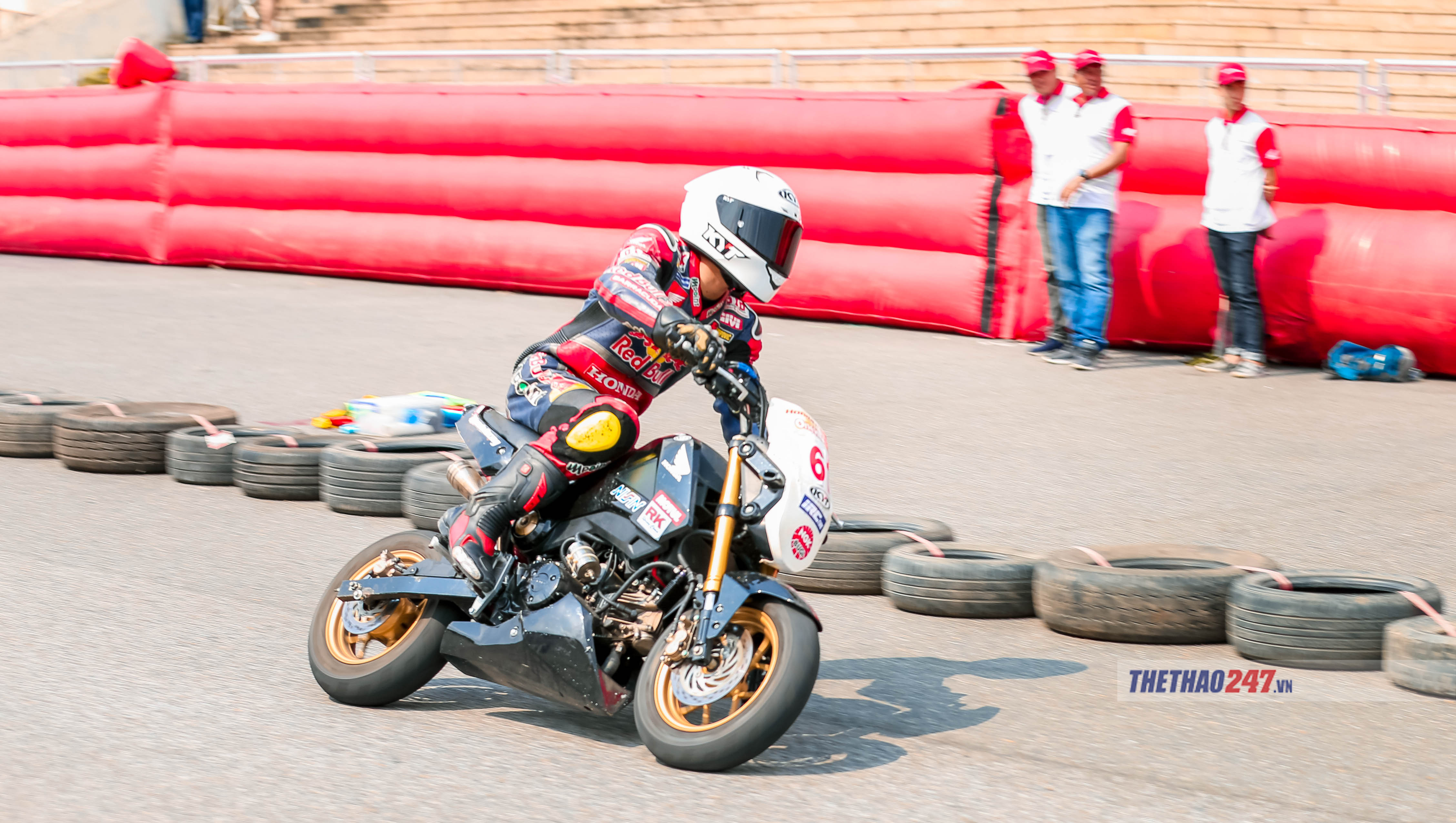 Những tay đua đem đến cho khán giả những màn trình diễn ấn tượng đua xe mô tô, đua mô tô việt nam, đua xe máy, honda việt nam, wrmc 2019, mỹ đình