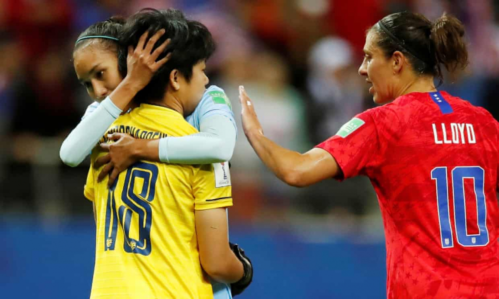 thái lan 0-13 mỹ, thái lan thảm bại, HLV Thái Lan xin lỗi, thái lan thua thảm, nữ Thái Lan, ĐT Mỹ, World Cup nữ