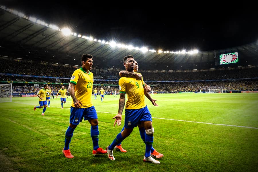 Brazil vs Argentina, Argentina thua, Messi, CĐV nói gì về Messi, Messi giải nghệ, Brazil, Copa America, Argentina