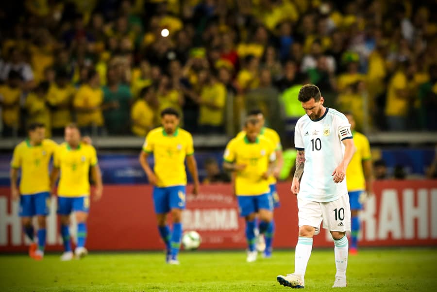 Messi, Copa America, Argentina, Argentina bị loại, Messi nói gì, Messi có giải nghệ không, Brazil 2-0 Argentina