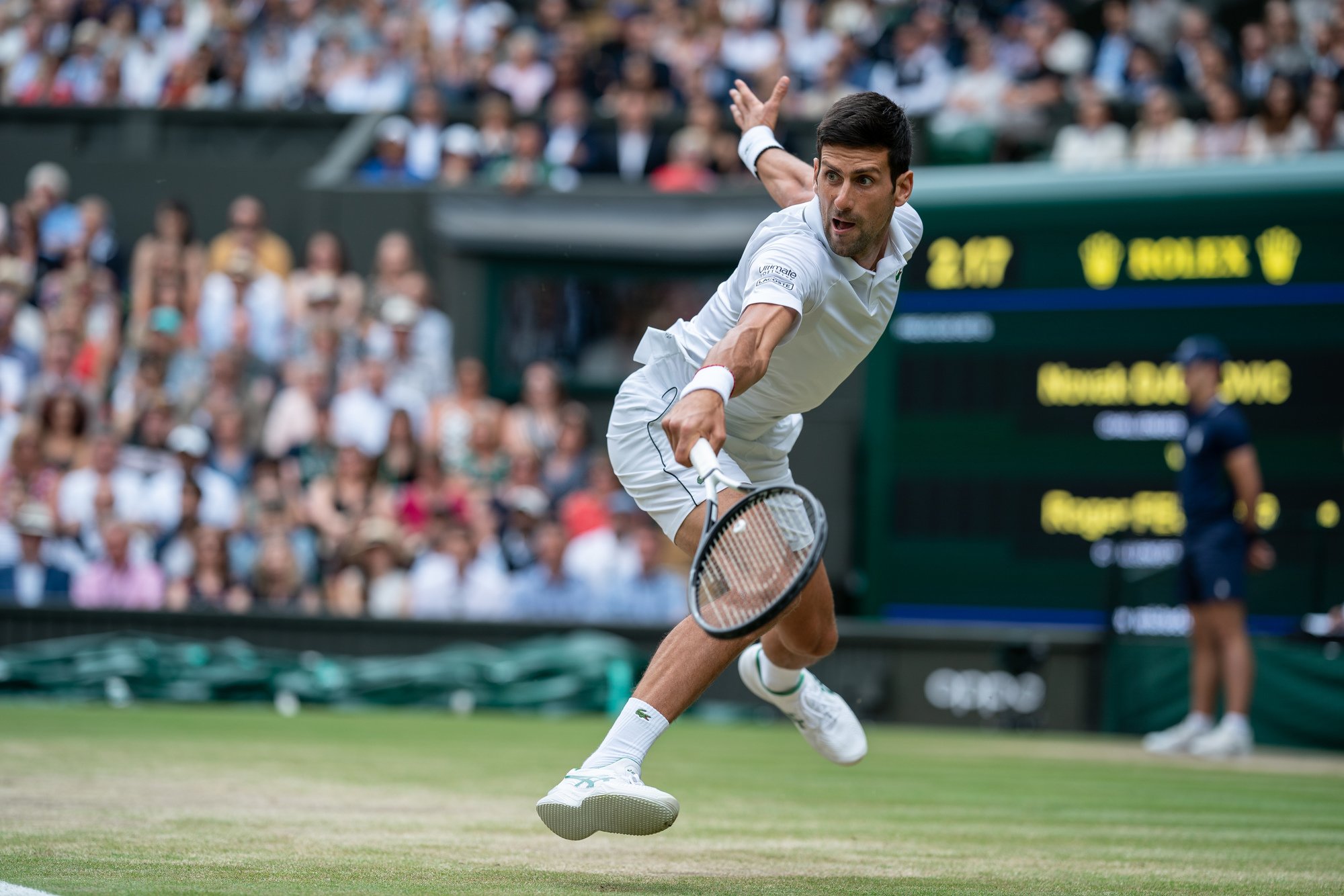 Federer, Djokovic, federer vs djokovic, federer thua, federer thất bại, fererer lặng người, wimbledon