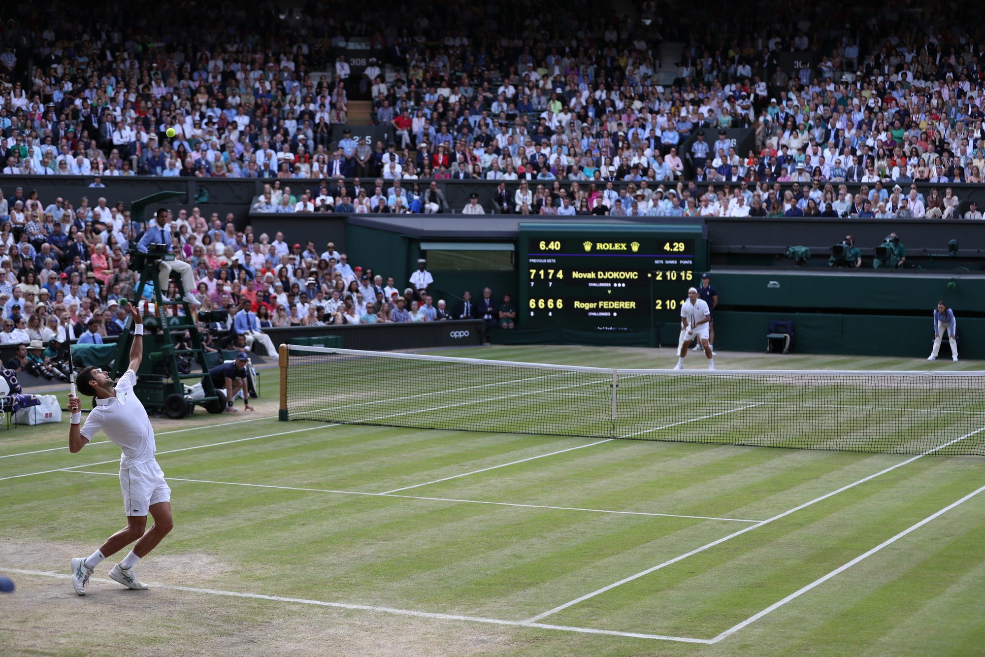 Federer, Djokovic, federer vs djokovic, federer thua, federer thất bại, fererer lặng người, wimbledon