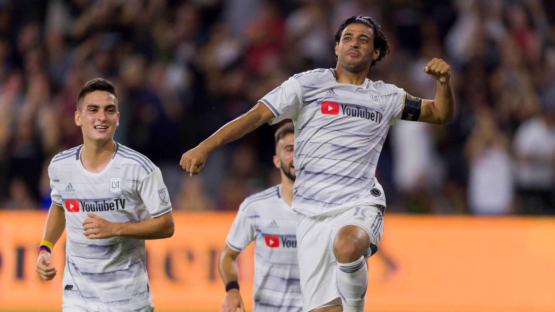 Vela, Carlos Vela, Arsenal, cựu sao Arsenal, MLS, solo ghi bàn, Vela solo như Messi, Los Angeles FC