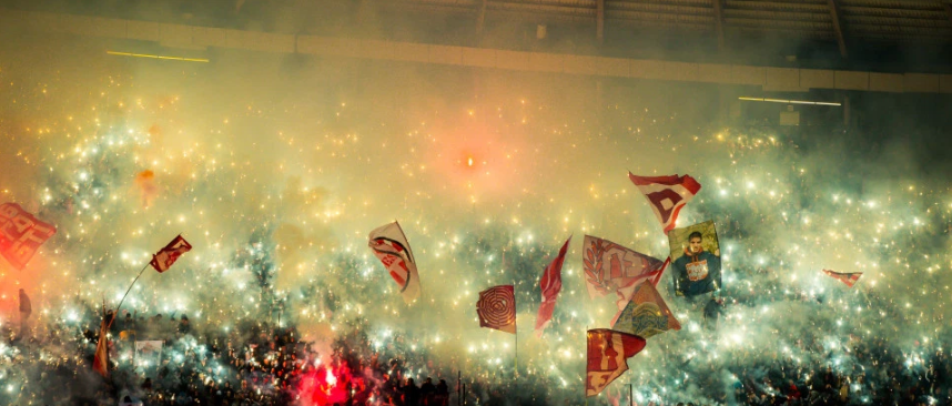 Pháo sáng, Hooligan, Ultras, bạo lực bóng đá, fan cuồng, cđv đánh nhau, đốt pháo sáng