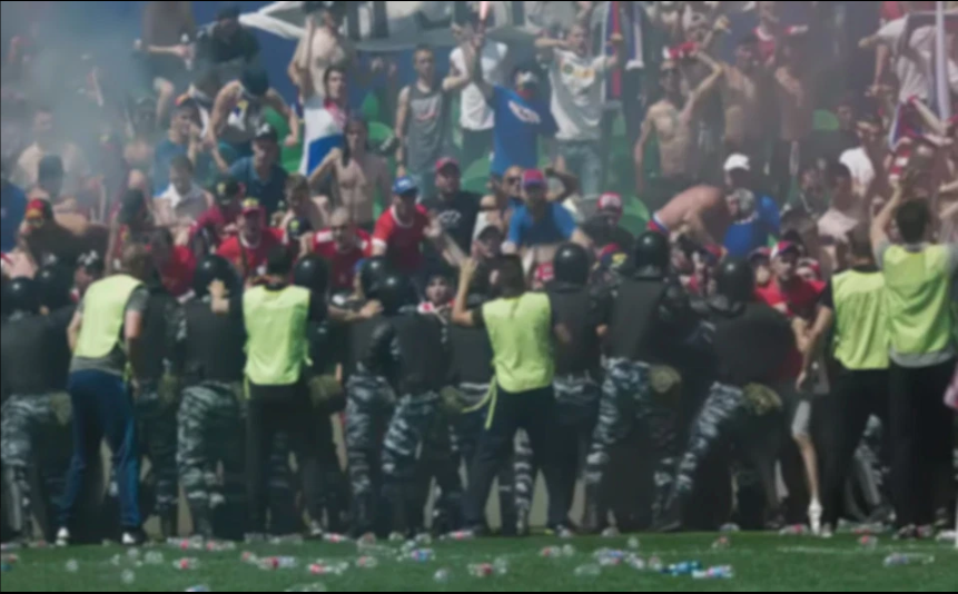Pháo sáng, Hooligan, Ultras, bạo lực bóng đá, fan cuồng, cđv đánh nhau, đốt pháo sáng