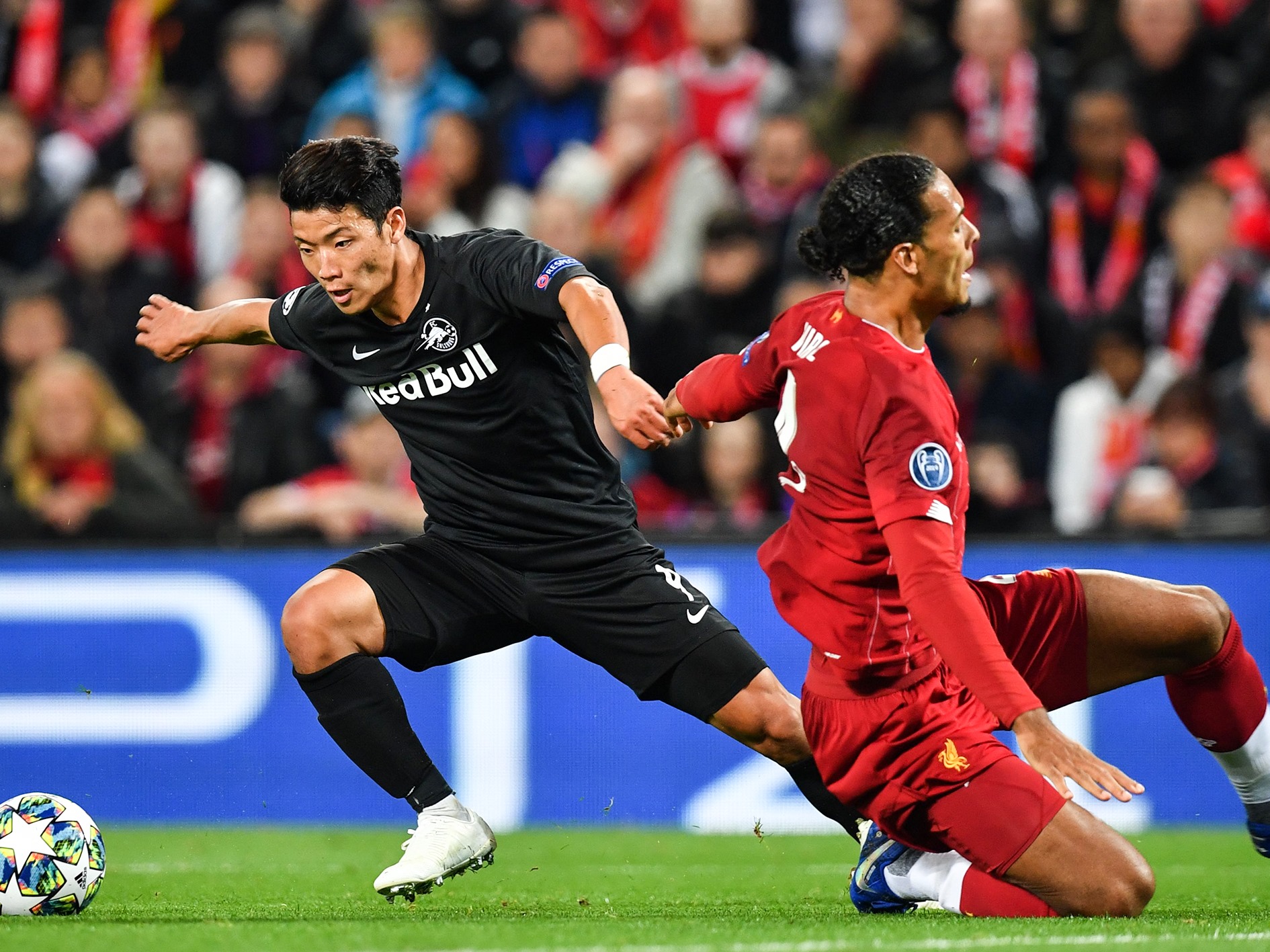 Cúp C1, Hwang Hee-chan, Minamino, Sardar Azmoun, ĐT Việt Nam, châu Á, Hàn Quốc, Nhật Bản, đối thủ của ĐTVN