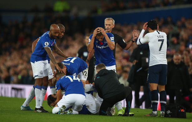 Everton vs Tottenham, Son Heung-min, Andre Gomes chấn thương, chấn thương kinh hoàng, Son thẻ đỏ, Tottenham, Andre Gomes, Son phạm lỗi