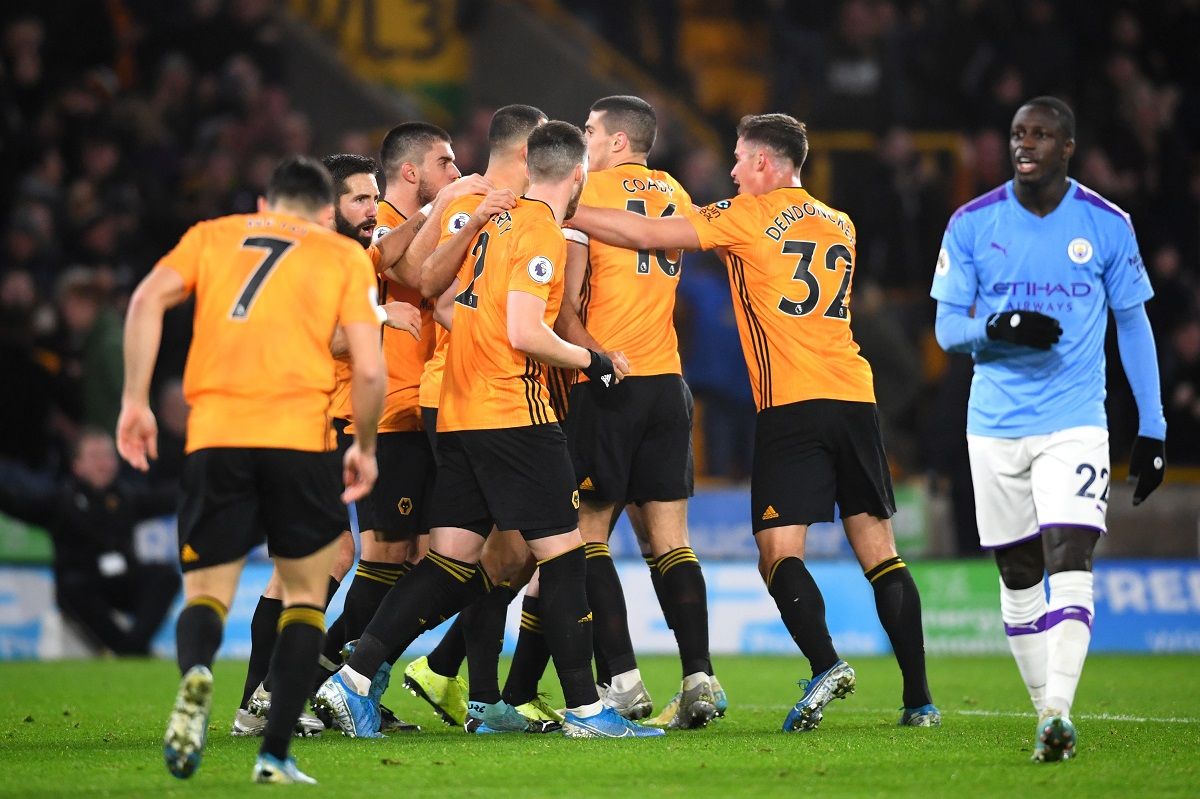 man city thua wolves