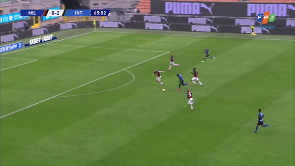 VIDEO: Lukaku hóa Adriano, solo ghi siêu phẩm khiến Ibra phải tán thưởng