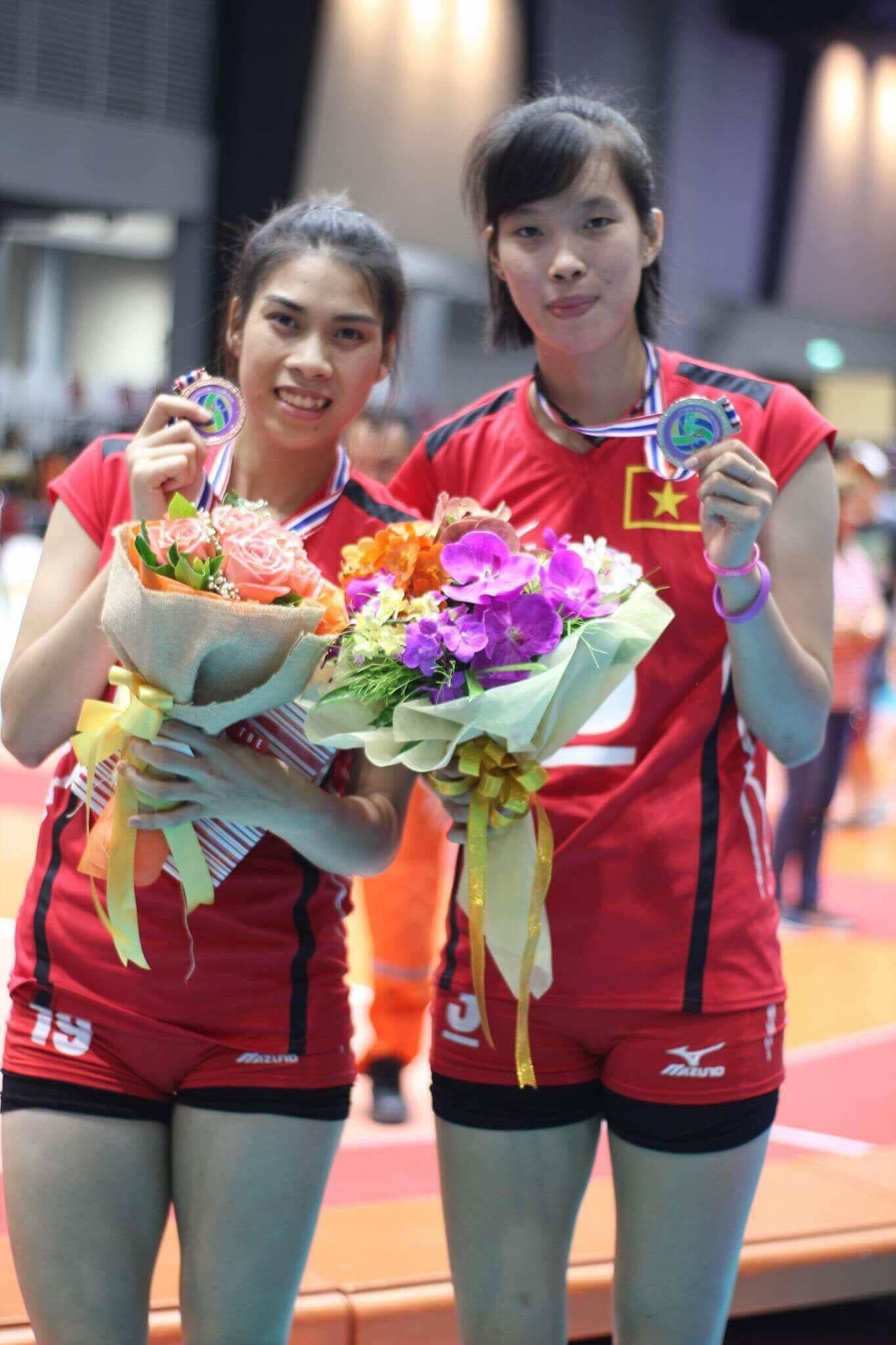 thanh thuy, doan lam oanh