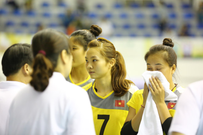 Hà Ngọc Diễm chưa có nhiều cơ hội để ra sân khi mất vị trí chính thức