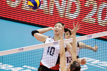 Đội trưởng Nana có trận đấu khá tròn vai trước các tay chắn cao của Nga