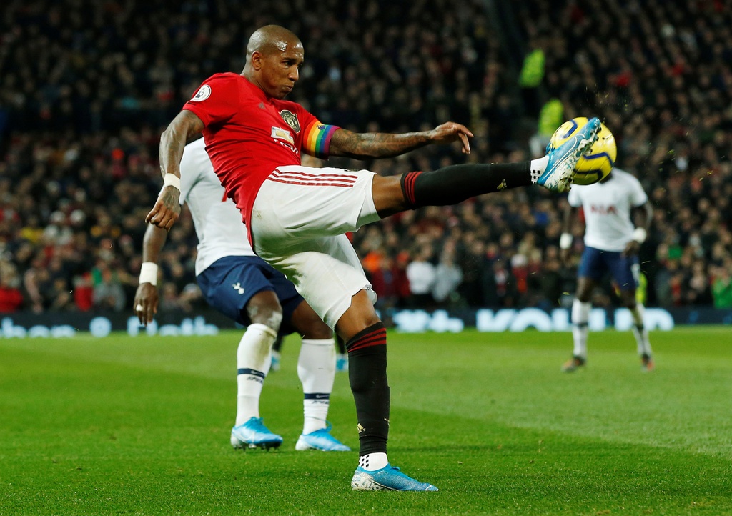 3 ly do MU thang Tottenham