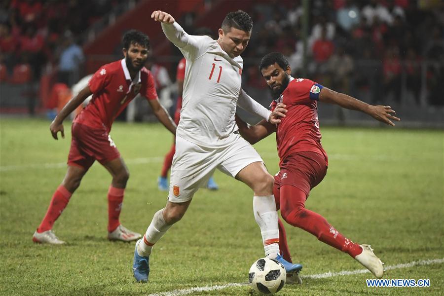 ronaldo trung quoc gach ten