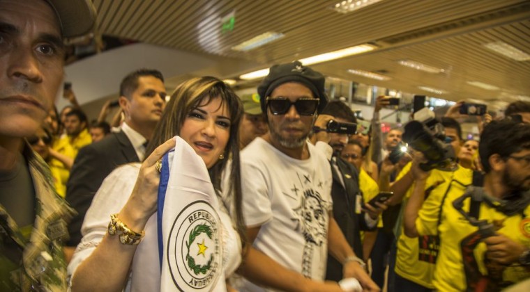 ronaldinho bi bat