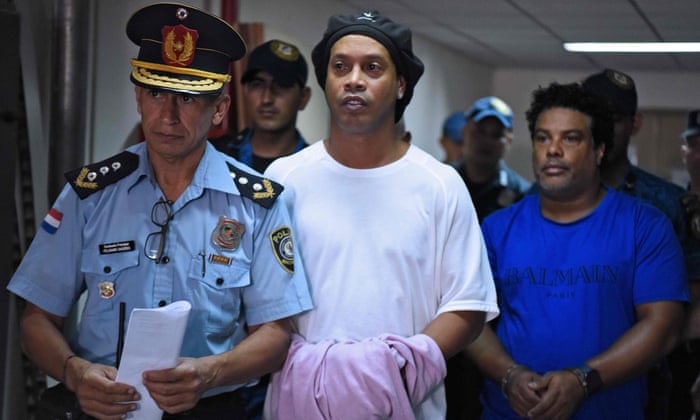 ronaldinho bi bat