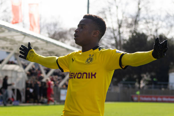 Moukoko Dortmund