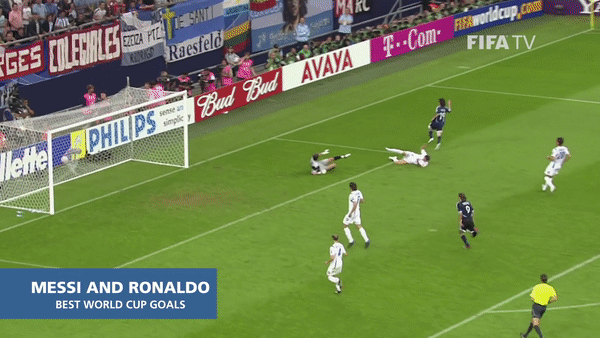 VIDEO: Ronaldo và Messi đọ tài tại sân chơi World Cup