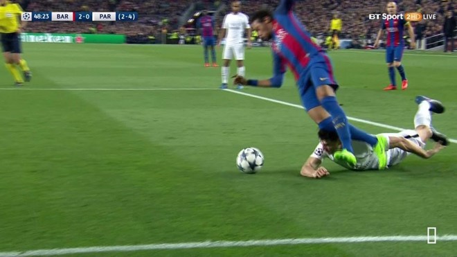 Champions League,Barca,cúp c1,Deniz Aytekin,vòng 1/8 Champions League,barcelona,neymar,suarez,messi,psg,