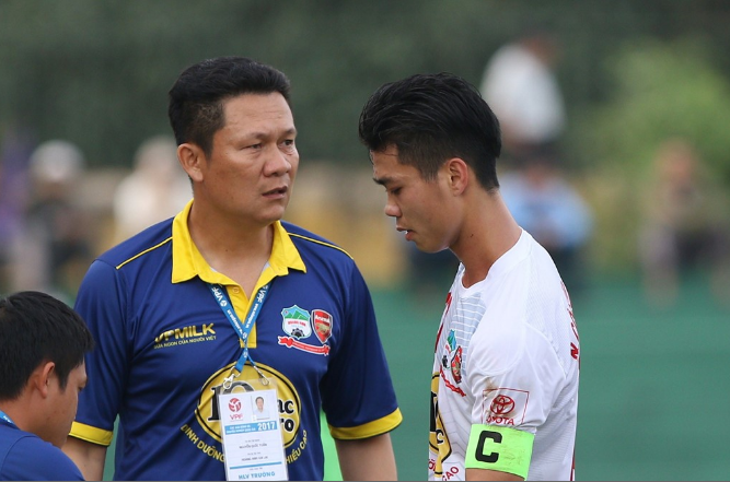  HLV HAGL,HAGL,v-league, v-league 2017, hlv nguyễn quốc tuấn,công phượng,slna,bầu Đức, bóng đá việt nam,tin tức v-league