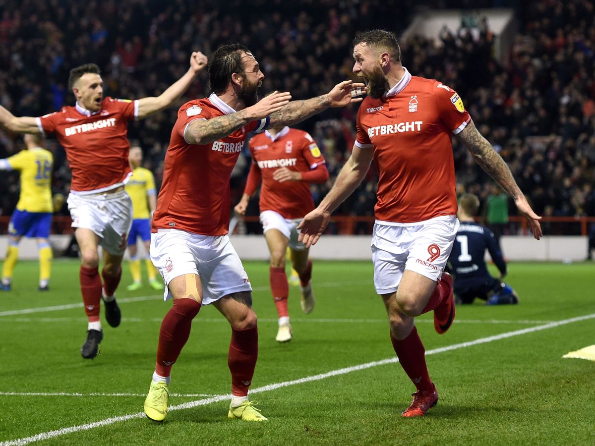 Ngoại hạng Anh, FA Cup, Chelsea, Nottingham Forest, Sarri