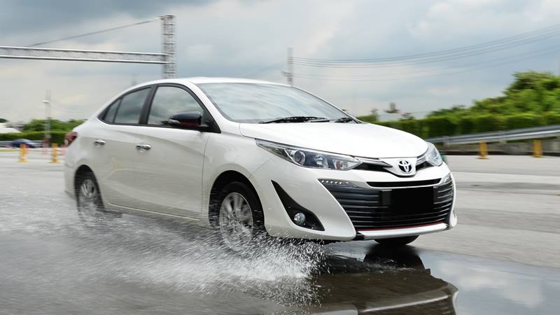 Vận hành xe Toyota Vios 2020