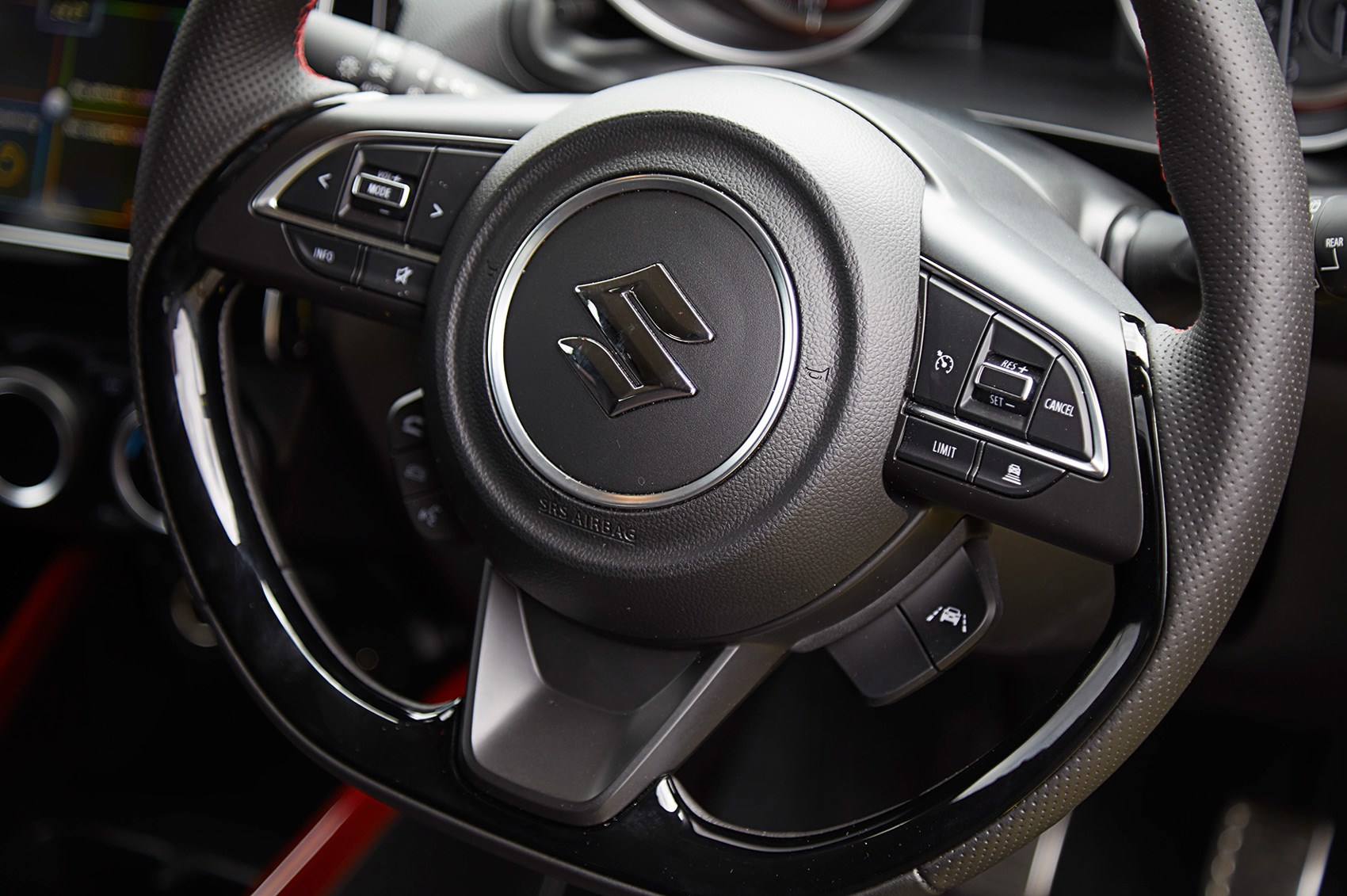 Suzuki Swift 2019, đánh giá xe Suzuki Swift 2019, giá xe Suzuki Swift 2019, giá lăn bánh Suzuki Swift, thông số kỹ thuật xe Suzuki Swift, nội thất xe Suzuki Swift, ngoại thất xe Suzuki Swift, an toàn xe Suzuki Swift, Suzuki Swift 2019 Sport