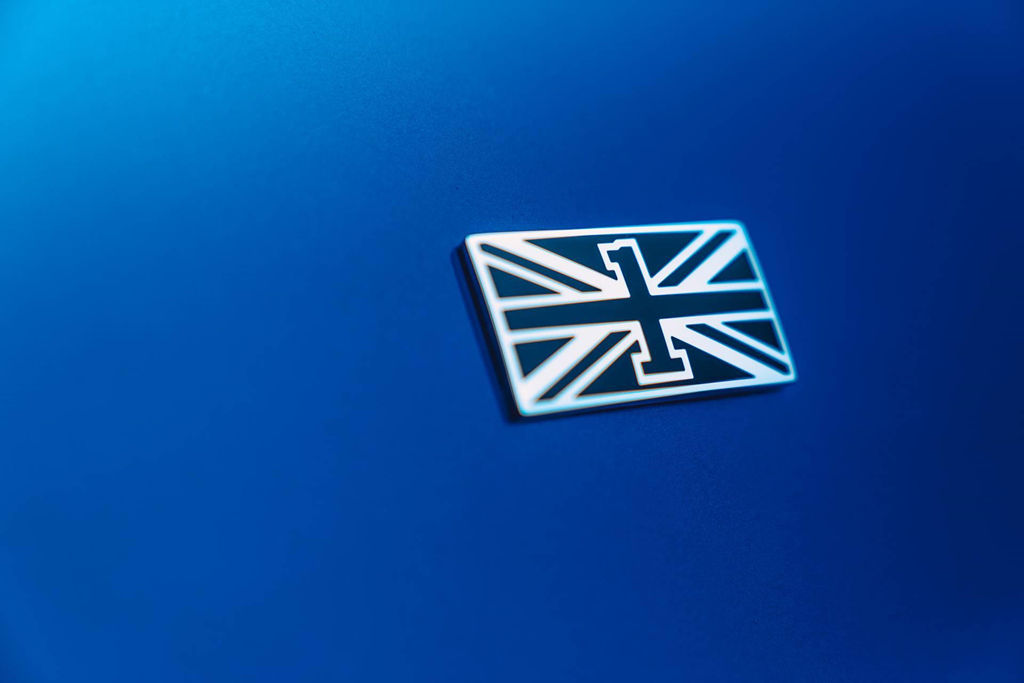 Logo quốc kỳ Anh nổi bật Xe Bentley, Bentley Flying Spur First Edition 2020, Bentley Flying Spur First Edition bản giới hạn