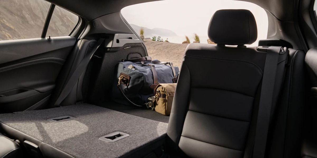 Chevrolet Cruze 2019, xe Chevrolet Cruze, Chevrolet Cruze 1.6LT , Chevrolet Cruze 1.6LTZ, đánh giá xe Chevrolet Cruze, giá xe Chevrolet Cruze 2019, thông số kỹ thuật Chevrolet Cruze, ngoại thất xe Chevrolet Cruze, nội thất xe Chevrolet Cruze