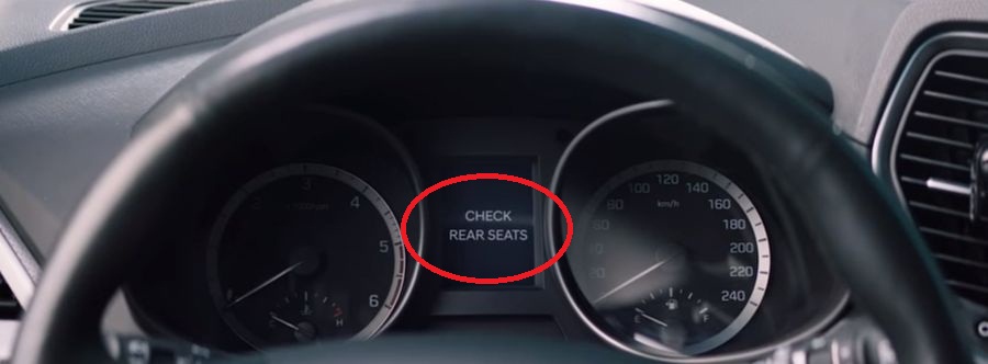 hyundai, hyundai santafe, cảnh báo người ngồi sau trên hyundai, trẻ em bị bỏ lại trên xe, trẻ em bị tử vong trên xe, trường gateway, Công nghệ cảnh báo người ngồi sau, ROA