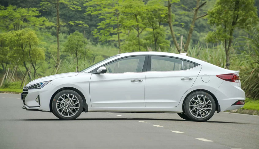 Thân xe Huyndai Elantra