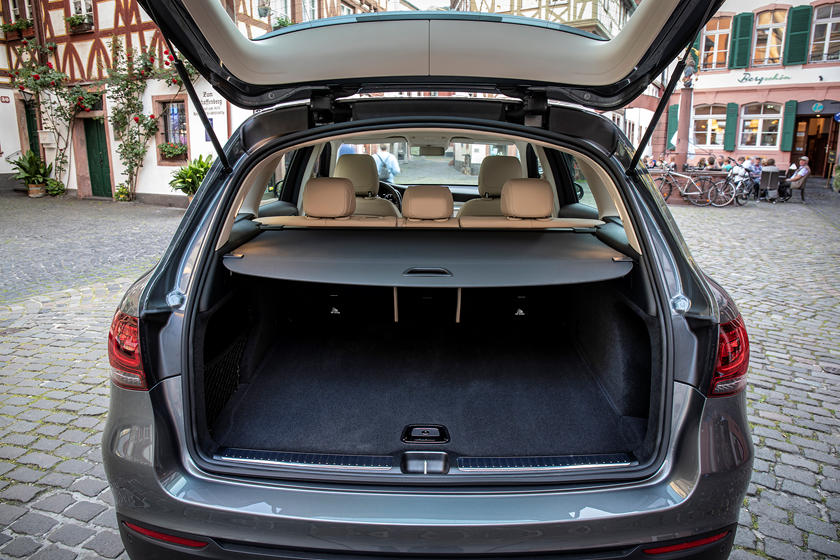 Đánh giá xe Mercedes-Benz GLC 300 2020, thông số kỹ thuật và giá bán