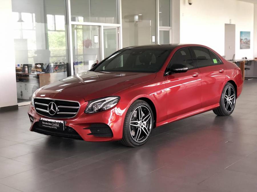 Chi tiết về xe Mercedes E300 AMG 2020 thông tin giá lăn bánh, khuyến mãi, thông số kỹ thuật, chi tiết nội ngoại thất.