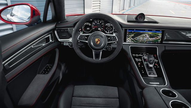 Porsche Panamera GTS mới