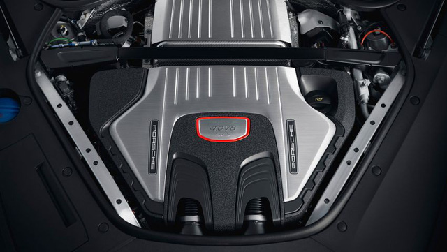 Porsche Panamera GTS mới